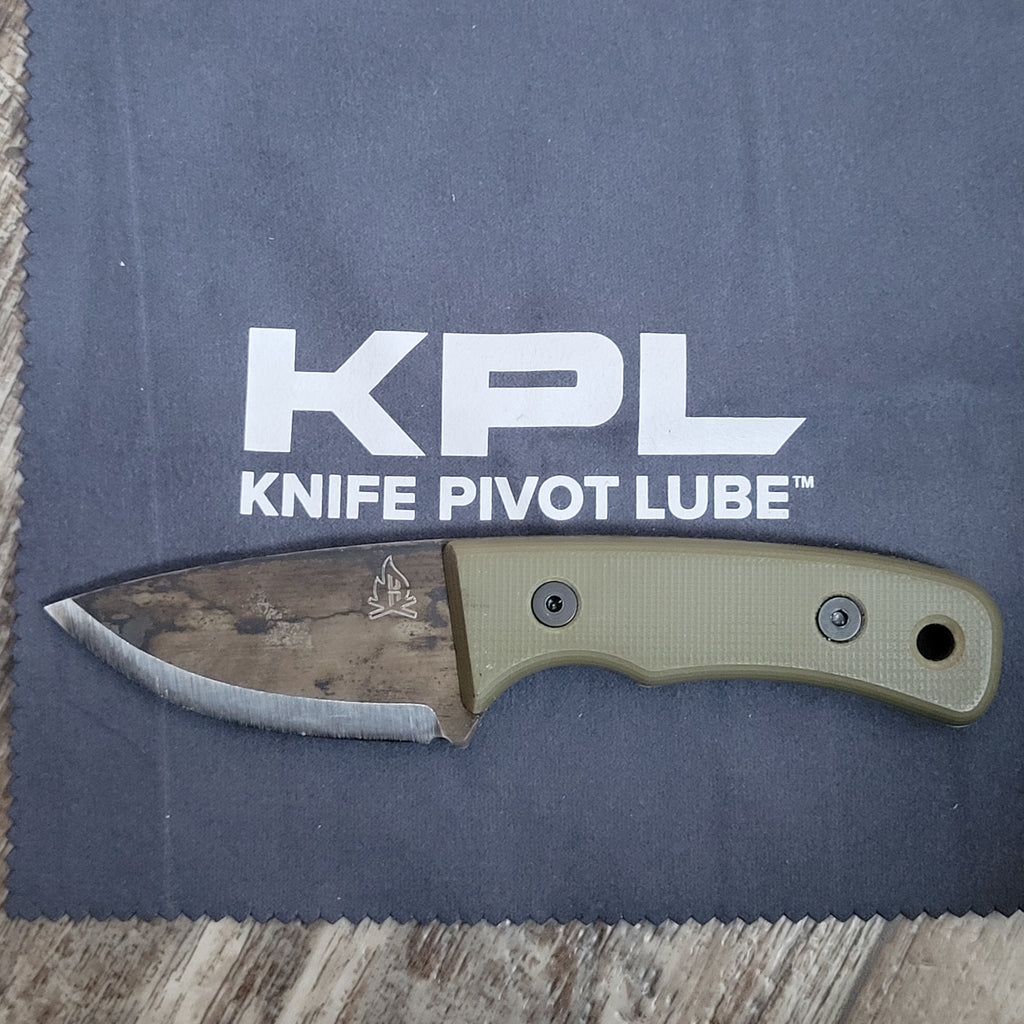 Knife Pivot Lube