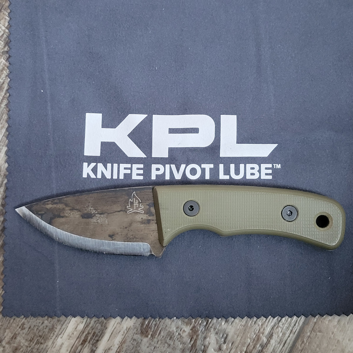 KPL First Look Knives By Nuge G10 Primitive Wicket XL Knife Pivot Lube