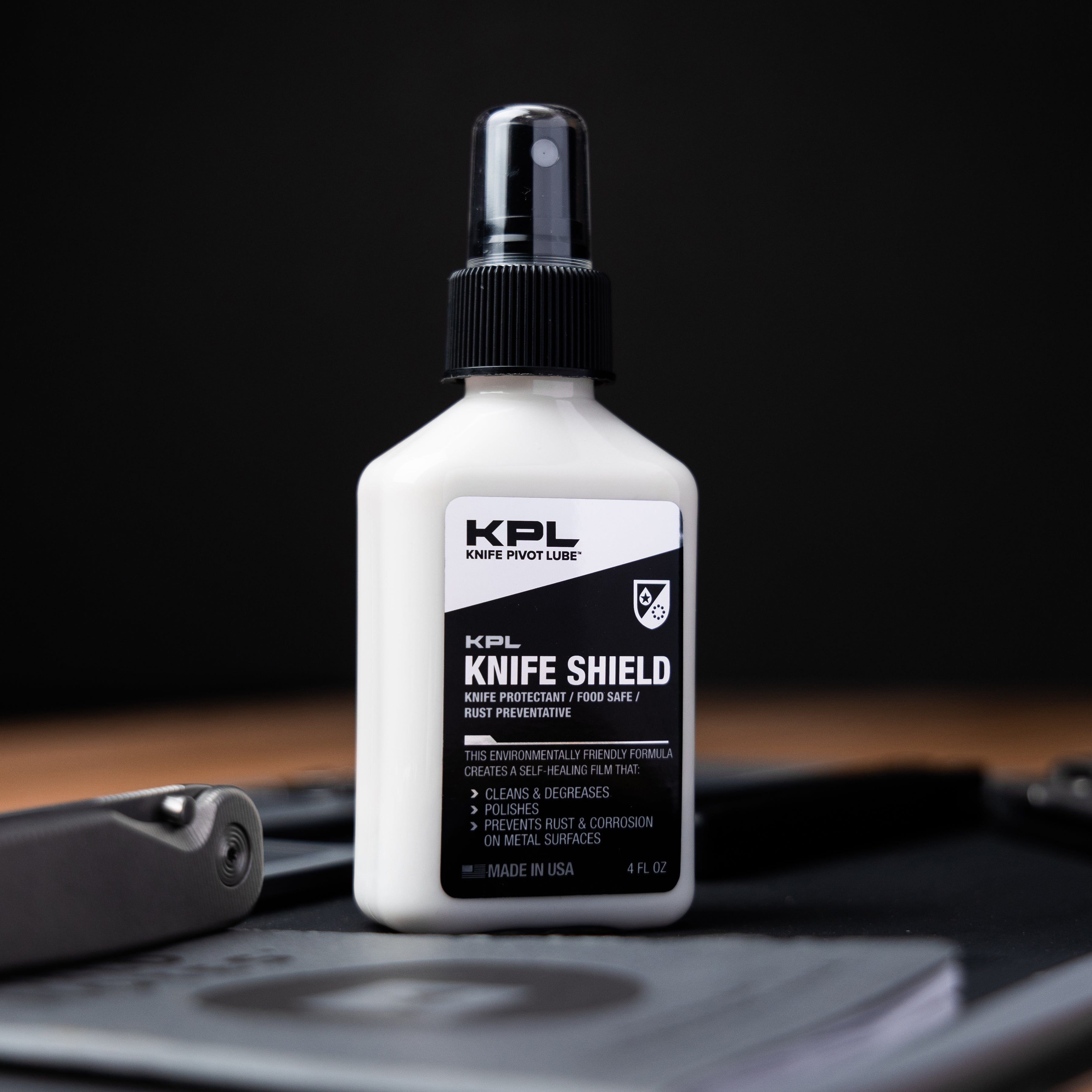  BLADE Premium Knife Oil & Pivot Lube for Steel Folding Knives &  Multi-Tools  Knife Pivot Lube for Both Cleaning & Lubrication of Fine  Steel Blades : Sports & Outdoors